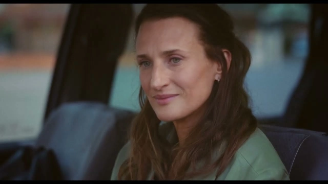 Toni (Toni en Famille) US Official Trailer